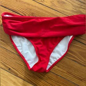 NWOT New Shekini Ruched Bikini Bottom Size Small. 
Retail $25